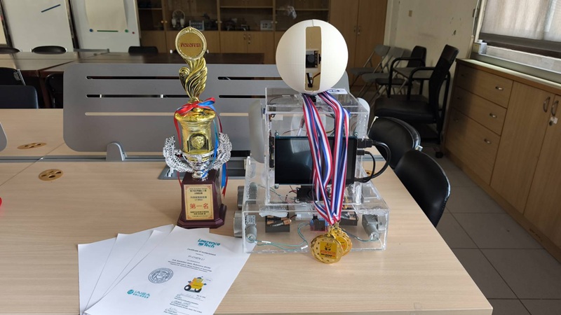 Robofest 國際機器人大賽參賽榮獲第一名